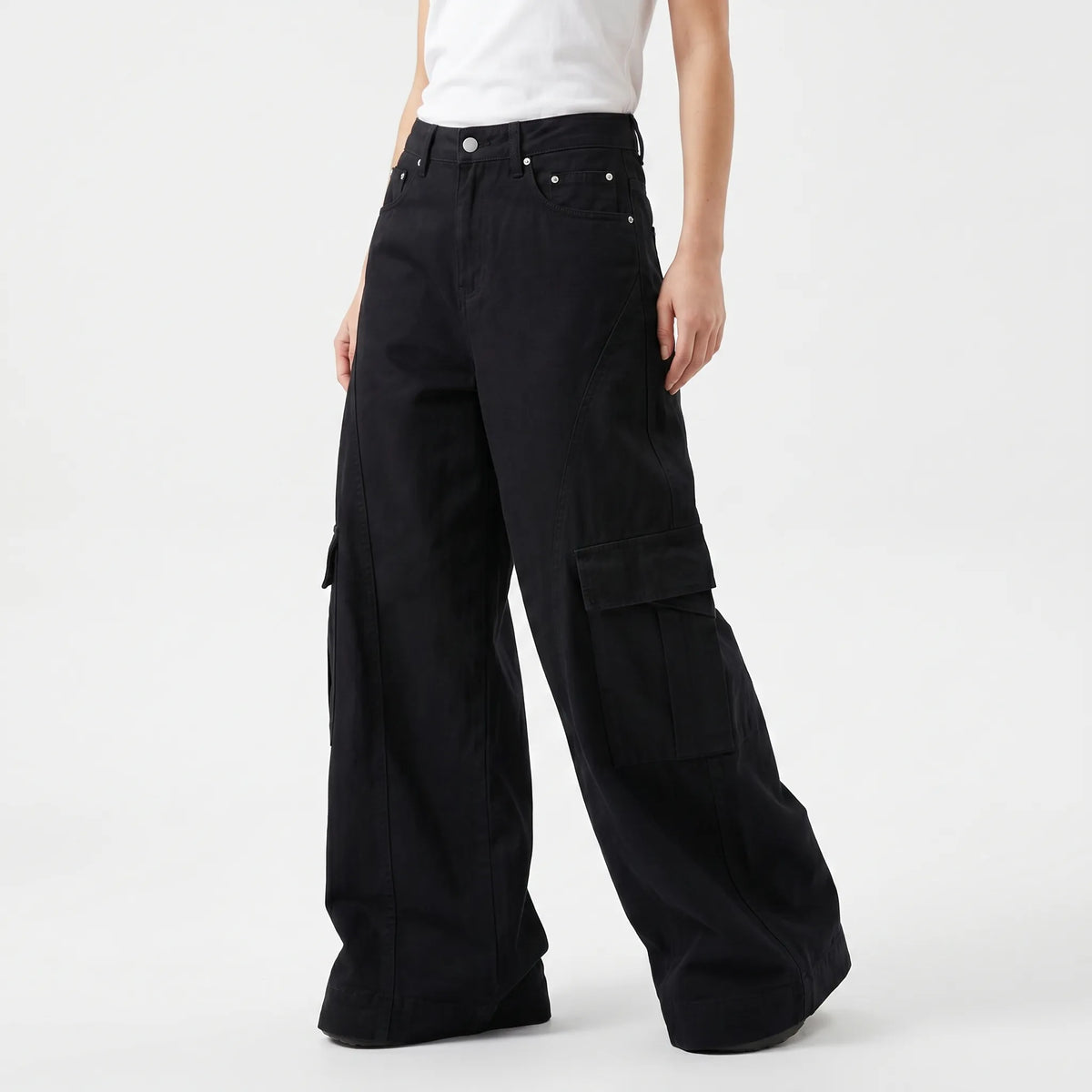 Baggy Broek met Wijde Pijpen – Vintage Wide Leg Broek, Oversized Streetwear, Zwart of Bruin, S–3XL – Faye
