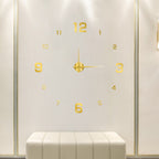 Grote 3D Wandklok met Stil Uurwerk en Driedimensionaal Ontwerp voor Modern Interieur Genummerd - Goud