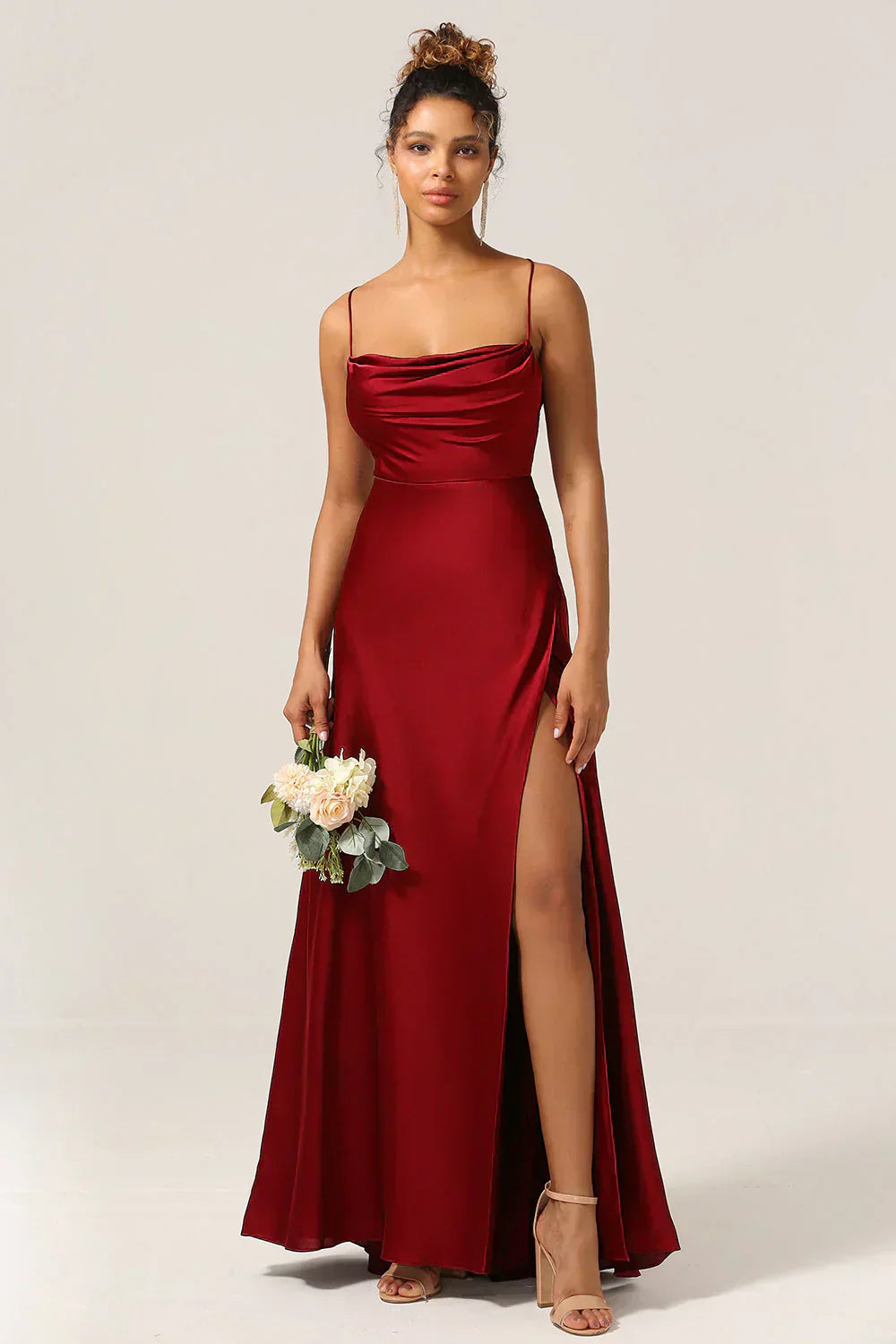 Mira | Dames Lange Maxi Jurk - Spaghettibandjes, Hoge Split Rood