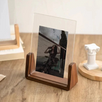 Moderne Beuken Fotolijst met Acryl Bescherming – Stijlvolle Fotolijsten Recht - Walnoot
