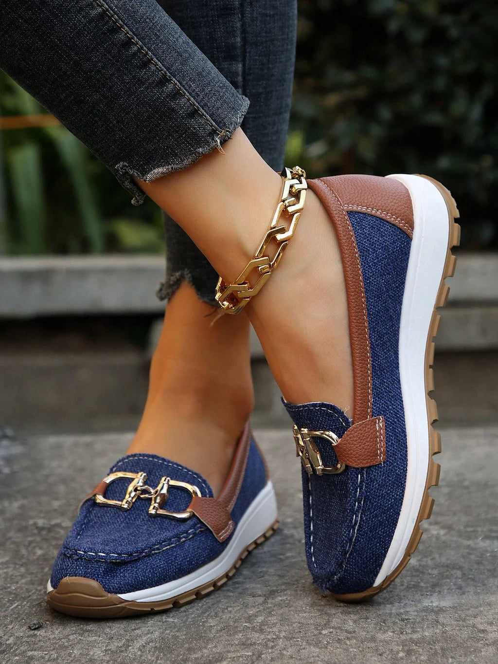 Sienna | Zwarte Loafers Dames - Elegante Slip-On met Gespdetail Blauw