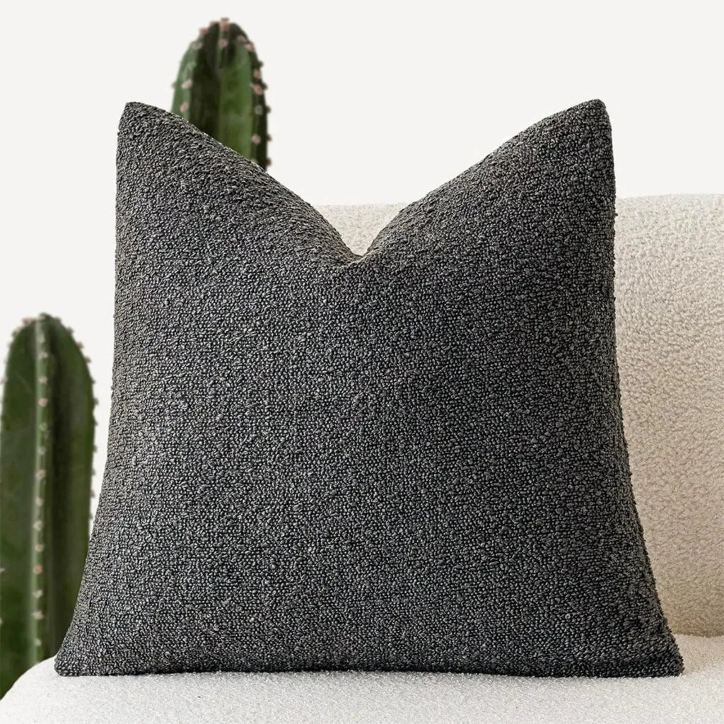 Tulum Kussenhoes van Luxe Bouclé-Stof – 45x45 cm voor Elegante Interieurs in Neutrale Kleur Antraciet