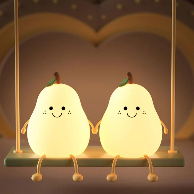 Vrolijk Nachtlampje voor Kinderen – Peer Nachtlampje LED, Kleurrijk Licht voor de Kinderkamer met Aan/Uit-knop – HappyPear