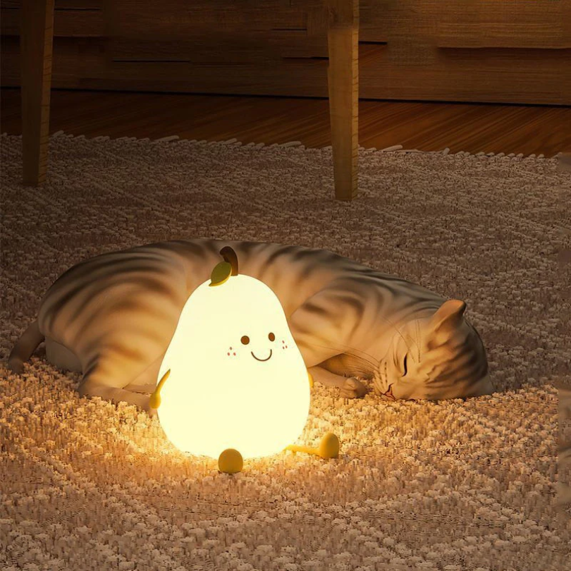Vrolijk Nachtlampje voor Kinderen – Peer Nachtlampje LED, Kleurrijk Licht voor de Kinderkamer met Aan/Uit-knop – HappyPear