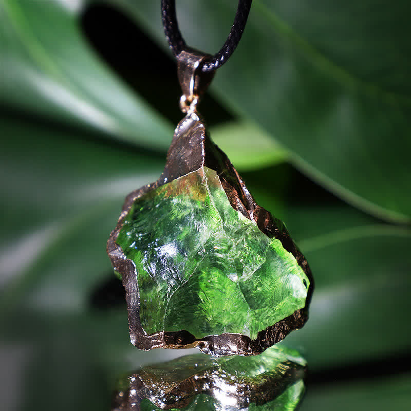 Fijne Moldaviet Ketting – Groene Moldaviet Hanger, Handgemaakt met Verstelbare Ketting – Zahara Lyra
